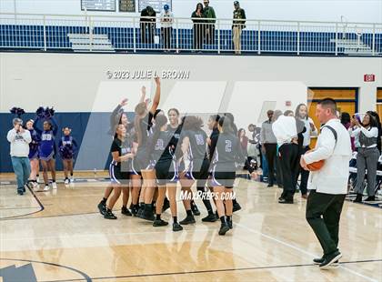 Thumbnail 1 in Ben Davis vs. Mt. Vernon (IHSAA 4A Regional 6 Championship) photogallery.