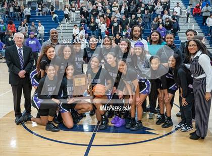 Thumbnail 1 in Ben Davis vs. Mt. Vernon (IHSAA 4A Regional 6 Championship) photogallery.