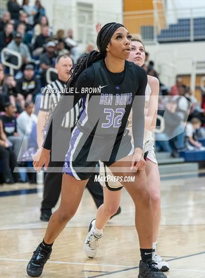 Thumbnail 2 in Ben Davis vs. Mt. Vernon (IHSAA 4A Regional 6 Championship) photogallery.