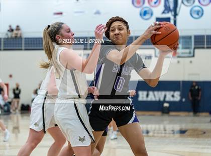 Thumbnail 1 in Ben Davis vs. Mt. Vernon (IHSAA 4A Regional 6 Championship) photogallery.