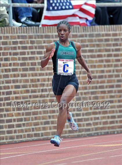 Thumbnail 3 in Penn Relays (4x100 Final) photogallery.