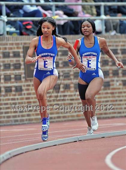 Thumbnail 3 in Penn Relays (4x100 Final) photogallery.