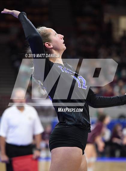 Thumbnail 3 in Denver Christian vs. Wiggins (CHSAA 2A Semifinal) photogallery.