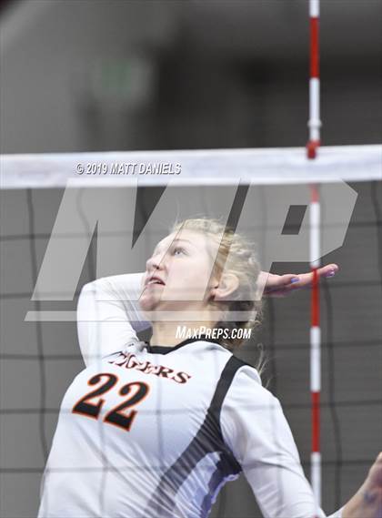 Thumbnail 2 in Denver Christian vs. Wiggins (CHSAA 2A Semifinal) photogallery.