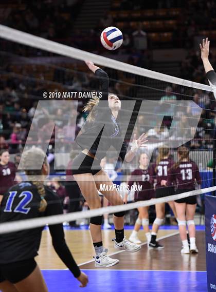 Thumbnail 2 in Denver Christian vs. Wiggins (CHSAA 2A Semifinal) photogallery.