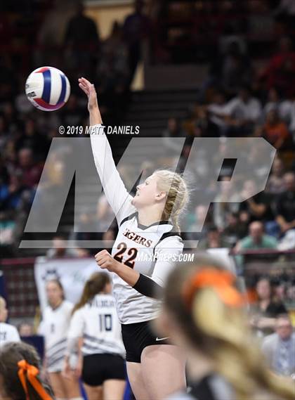 Thumbnail 2 in Denver Christian vs. Wiggins (CHSAA 2A Semifinal) photogallery.