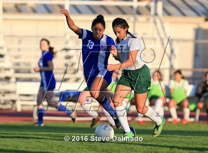 Thumbnail 2 in Metairie Park Country Day vs Archbishop Chapelle (Muss Bertolino) photogallery.