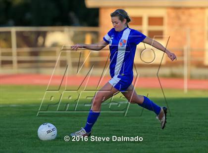 Thumbnail 3 in Metairie Park Country Day vs Archbishop Chapelle (Muss Bertolino) photogallery.