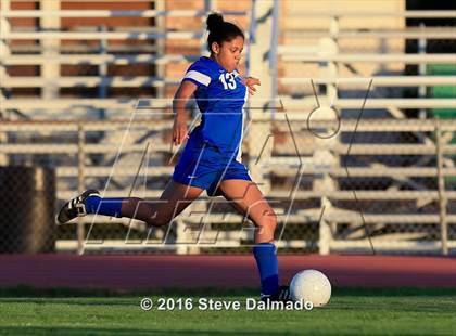 Thumbnail 2 in Metairie Park Country Day vs Archbishop Chapelle (Muss Bertolino) photogallery.