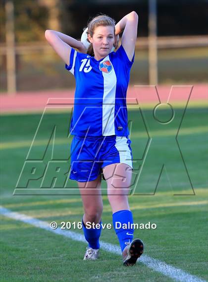 Thumbnail 2 in Metairie Park Country Day vs Archbishop Chapelle (Muss Bertolino) photogallery.