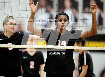 Thumbnail 1 in Martin vs Fossil Ridge photogallery.