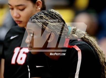 Thumbnail 2 in Martin vs Fossil Ridge photogallery.