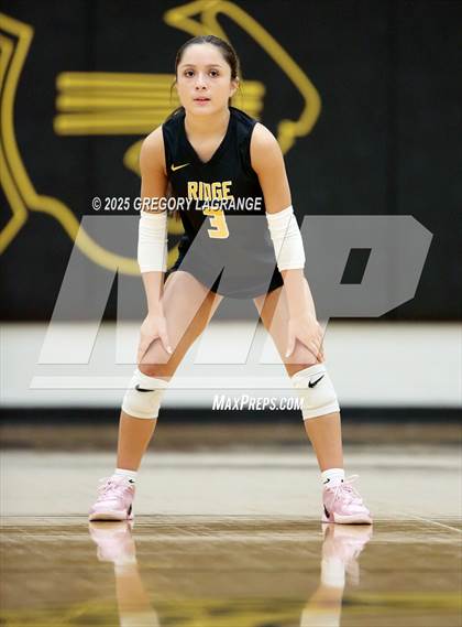 Thumbnail 1 in Martin vs Fossil Ridge photogallery.