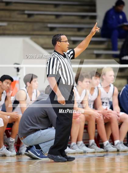 Thumbnail 2 in Conroe vs Kingwood (McDonald's Texas Invitational) photogallery.
