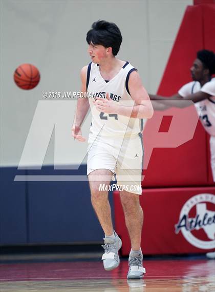 Thumbnail 3 in Conroe vs Kingwood (McDonald's Texas Invitational) photogallery.
