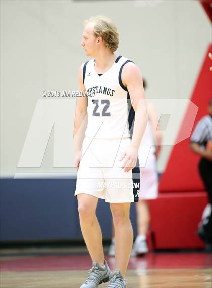 Thumbnail 3 in Conroe vs Kingwood (McDonald's Texas Invitational) photogallery.
