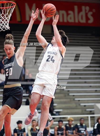 Thumbnail 2 in Conroe vs Kingwood (McDonald's Texas Invitational) photogallery.
