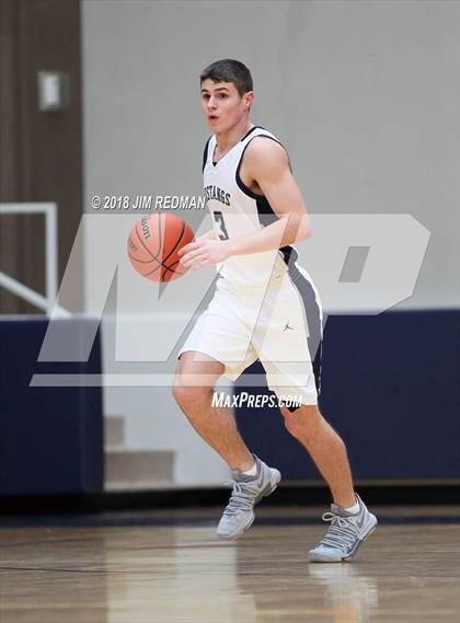 Thumbnail 3 in Conroe vs Kingwood (McDonald's Texas Invitational) photogallery.
