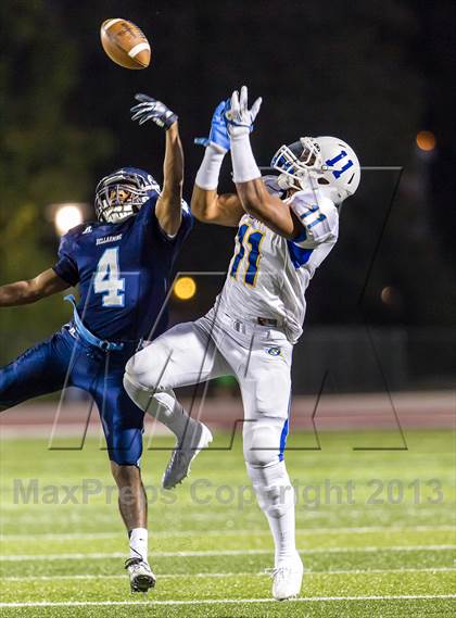 Thumbnail 3 in Serra @ Bellarmine photogallery.