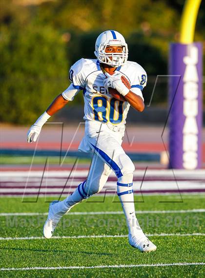 Thumbnail 2 in Serra @ Bellarmine photogallery.