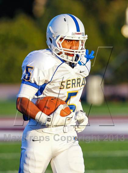 Thumbnail 1 in Serra @ Bellarmine photogallery.