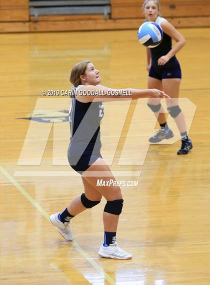 Thumbnail 2 in West Craven vs Swansboro (Joseph L. Beasley Spikefest) photogallery.