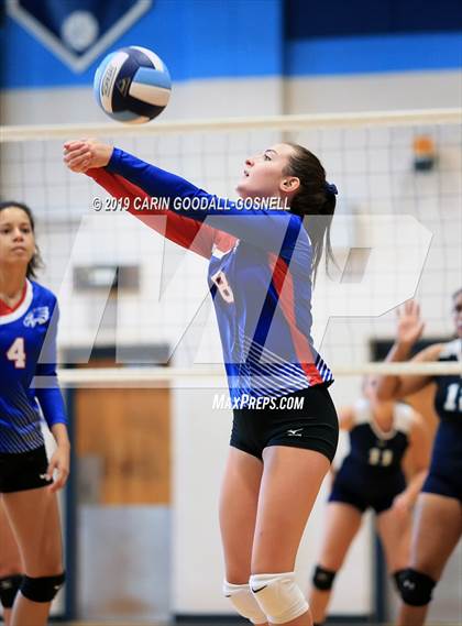 Thumbnail 2 in West Craven vs Swansboro (Joseph L. Beasley Spikefest) photogallery.