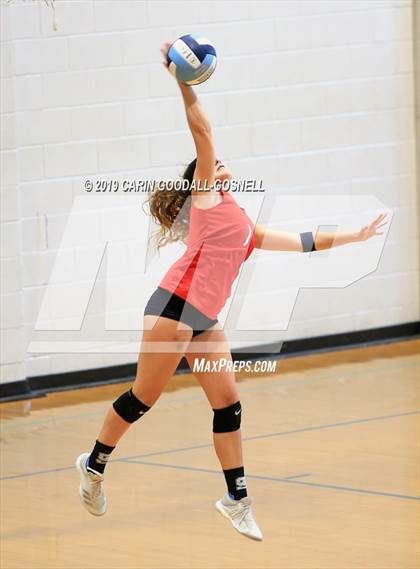 Thumbnail 3 in West Craven vs Swansboro (Joseph L. Beasley Spikefest) photogallery.