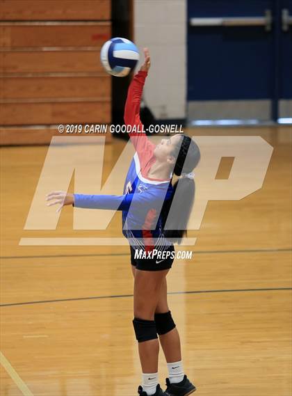 Thumbnail 2 in West Craven vs Swansboro (Joseph L. Beasley Spikefest) photogallery.