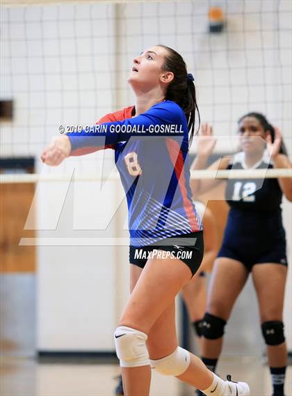 Thumbnail 1 in West Craven vs Swansboro (Joseph L. Beasley Spikefest) photogallery.