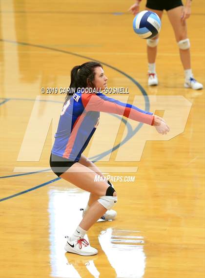 Thumbnail 1 in West Craven vs Swansboro (Joseph L. Beasley Spikefest) photogallery.