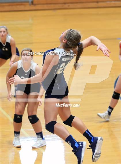 Thumbnail 3 in West Craven vs Swansboro (Joseph L. Beasley Spikefest) photogallery.