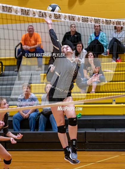 Thumbnail 3 in South View vs Gray's Creek (PAC Tournament Semifinal) photogallery.