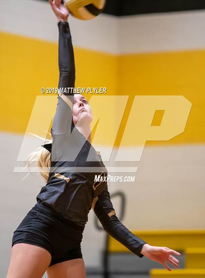 Thumbnail 3 in South View vs Gray's Creek (PAC Tournament Semifinal) photogallery.