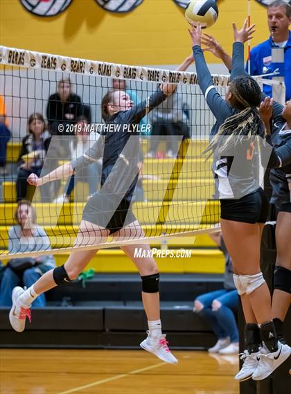 Thumbnail 3 in South View vs Gray's Creek (PAC Tournament Semifinal) photogallery.