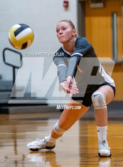 Thumbnail 1 in South View vs Gray's Creek (PAC Tournament Semifinal) photogallery.