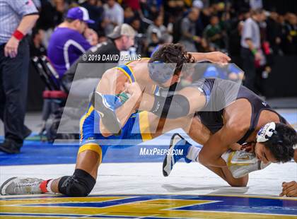 Thumbnail 3 in CIF State Boys Wrestling Championships (Semifinals) photogallery.