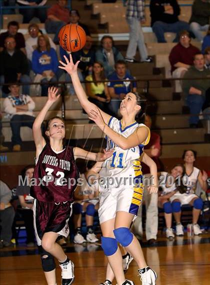 Thumbnail 2 in Southern Fulton vs. West Forest (PIAA State Playoffs A 1st Round) photogallery.