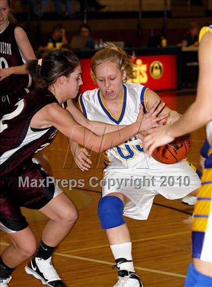 Thumbnail 3 in Southern Fulton vs. West Forest (PIAA State Playoffs A 1st Round) photogallery.