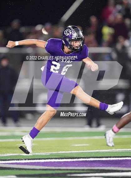Thumbnail 2 in A&M Consolidated @ College Station photogallery.