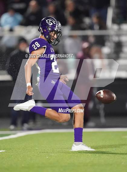 Thumbnail 3 in A&M Consolidated @ College Station photogallery.