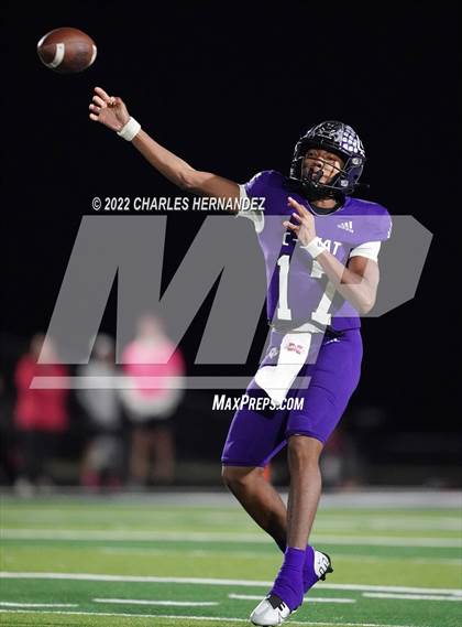 Thumbnail 3 in A&M Consolidated @ College Station photogallery.
