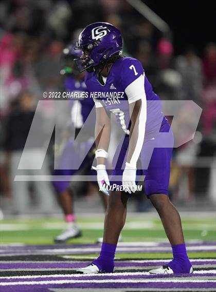 Thumbnail 3 in A&M Consolidated @ College Station photogallery.