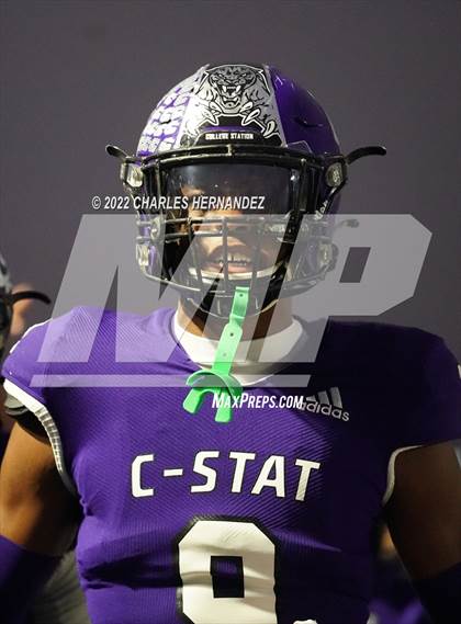 Thumbnail 3 in A&M Consolidated @ College Station photogallery.