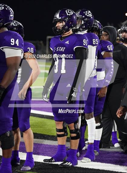 Thumbnail 3 in A&M Consolidated @ College Station photogallery.