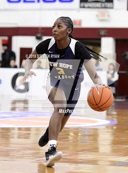 Thumbnail 2 in New Hope Academy vs. St. John's (GEICO National Tournament Final) photogallery.