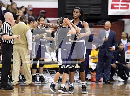 Thumbnail 3 in New Hope Academy vs. St. John's (GEICO National Tournament Final) photogallery.
