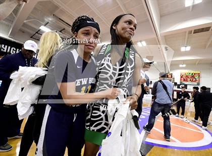 Thumbnail 3 in New Hope Academy vs. St. John's (GEICO National Tournament Final) photogallery.