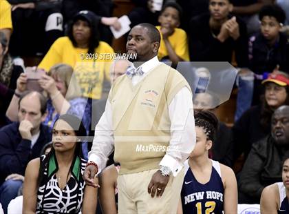 Thumbnail 2 in New Hope Academy vs. St. John's (GEICO National Tournament Final) photogallery.