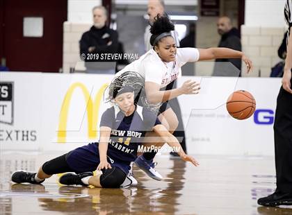 Thumbnail 2 in New Hope Academy vs. St. John's (GEICO National Tournament Final) photogallery.